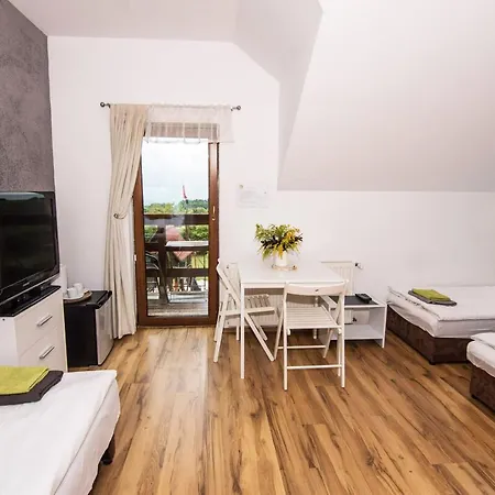 Rodzinny Dom W Gorach-apikraina-sudety Zachodnie