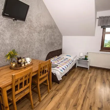Rodzinny Dom W Gorach-apikraina-sudety Zachodnie بيت للعطل *